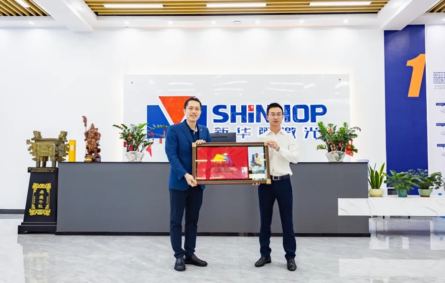 前台合照_900 前台合照_900